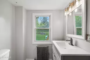 161 Fort Hill Ave, Pittsfield, MA 01201 - Photo 20