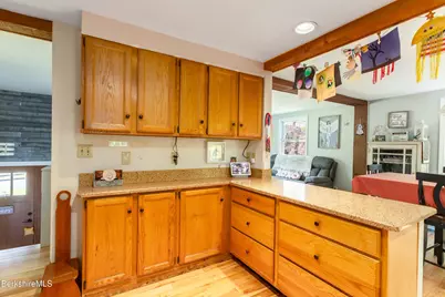 818 Partridge Rd, Lanesborough, MA 01237 - Photo 20