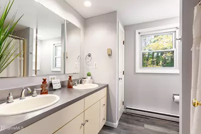 818 Partridge Rd, Lanesborough, MA 01237 - Photo 28