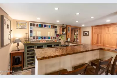 818 Partridge Rd, Lanesborough, MA 01237 - Photo 38