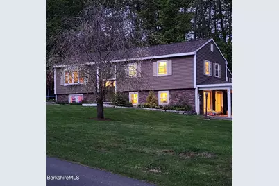 818 Partridge Rd, Lanesborough, MA 01237 - Photo 4