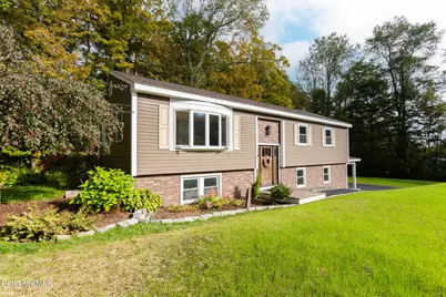 818 Partridge Rd, Lanesborough, MA 01237 - Photo 6