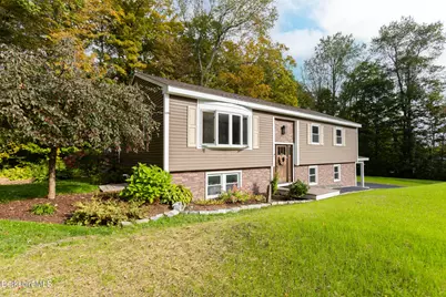 818 Partridge Rd, Lanesborough, MA 01237 - Photo 2