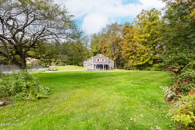 818 Partridge Rd, Lanesborough, MA 01237 - Photo 10