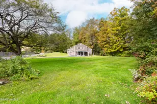 818 Partridge Rd, Lanesborough, MA 01237 - Photo 10