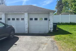 340 Elm St, Pittsfield, MA 01201 - Photo 44