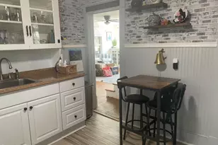 340 Elm St, Pittsfield, MA 01201 - Photo 6