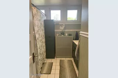 340 Elm St, Pittsfield, MA 01201 - Photo 20