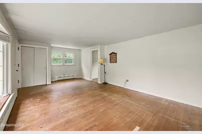 555 Marble St, Lee, MA 01238 - Photo 8
