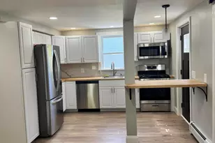 34 Hungerford St, Pittsfield, MA 01201 - Photo 8