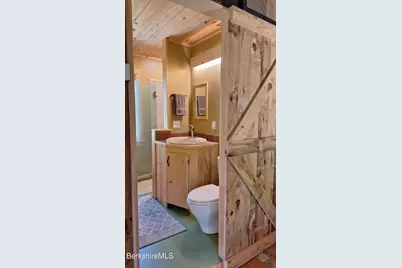 261 East St, Mount Washington, MA 01258 - Photo 18
