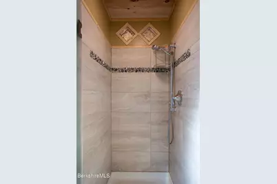 261 East St, Mount Washington, MA 01258 - Photo 20