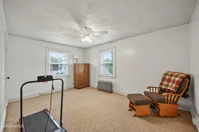 142 Benedict Rd, Pittsfield, MA 01201 - Photo 18