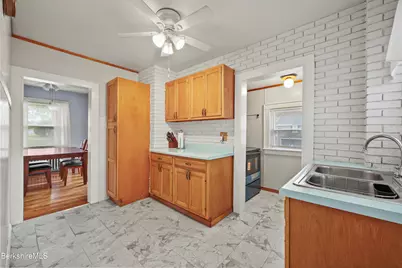 142 Benedict Rd, Pittsfield, MA 01201 - Photo 12