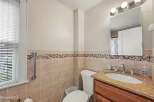 142 Benedict Rd, Pittsfield, MA 01201 - Photo 20