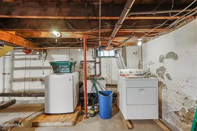 142 Benedict Rd, Pittsfield, MA 01201 - Photo 24
