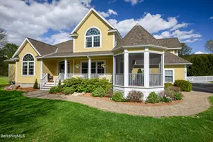 9 East Road, Adams, MA 01220 - Photo 2