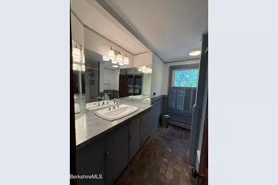 6 Beacon Hill, Great Barrington, MA 01230 - Photo 26