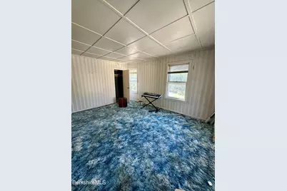 17 Ashuelot St, Dalton, MA 01226 - Photo 16