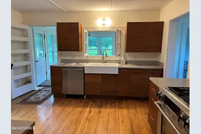 86 Miner Rd, Lanesborough, MA 01237 - Photo 24