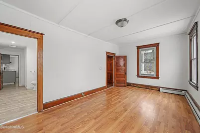 34 Daniels Ave, Pittsfield, MA 01201 - Photo 18