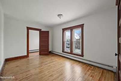34 Daniels Ave, Pittsfield, MA 01201 - Photo 30