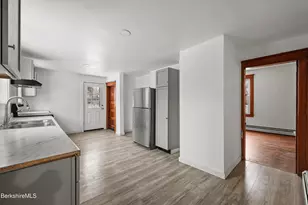 34 Daniels Ave, Pittsfield, MA 01201 - Photo 12