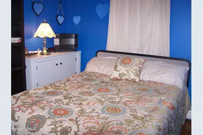 124 Walker St, North Adams, MA 01247 - Photo 24