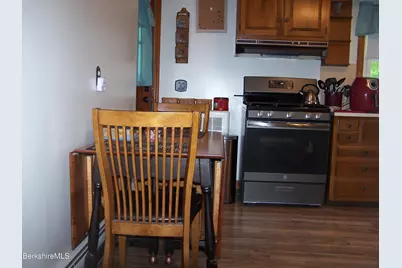 124 Walker St, North Adams, MA 01247 - Photo 16