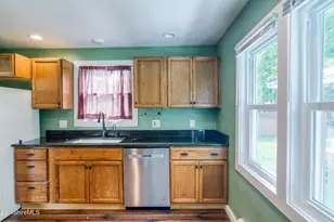 145 Connecticut Ave, Pittsfield, MA 01201 - Photo 8