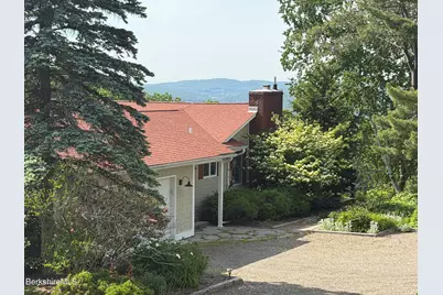 523 Breezy Hill Rd, Hillsdale, NY 12529 - Photo 1