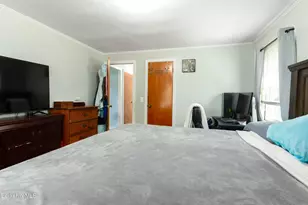 54 Charles St, Williamstown, MA 01267 - Photo 26