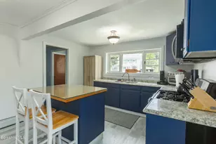 54 Charles St, Williamstown, MA 01267 - Photo 12