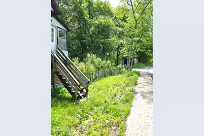 336 Walnut St, North Adams, MA 01247 - Photo 2
