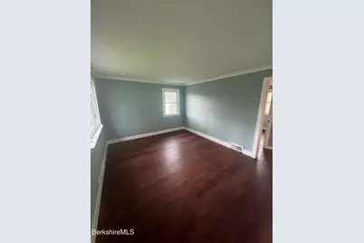 46 Summer St, Williamstown, MA 01267 - Photo 10