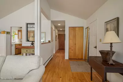 17 Holly Ln, Williamstown, MA 01267 - Photo 12