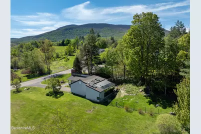 17 Holly Ln, Williamstown, MA 01267 - Photo 28