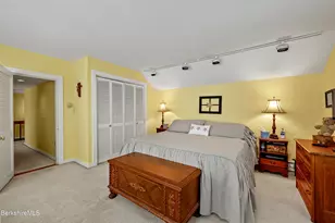924 Henderson Rd, Williamstown, MA 01267 - Photo 22