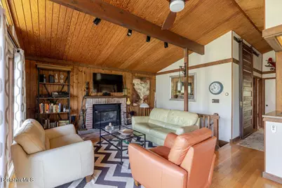 130 Elk Dr, Lee, MA 01238 - Photo 4