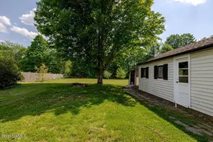 11 Wyantenuck St, Great Barrington, MA 01236 - Photo 18