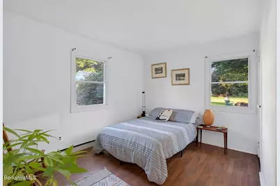 11 Wyantenuck St, Great Barrington, MA 01236 - Photo 18