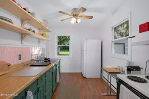 11 Wyantenuck St, Great Barrington, MA 01236 - Photo 12