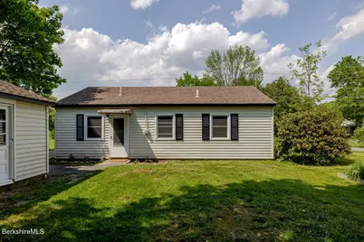11 Wyantenuck St, Great Barrington, MA 01236 - Photo 20