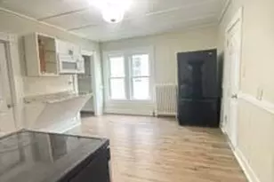 15 Blackinton St, North Adams, MA 01247 - Photo 6
