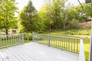 347 Maple St, Hinsdale, MA 01235 - Photo 22