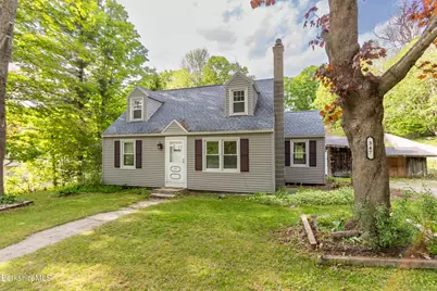 347 Maple St, Hinsdale, MA 01235 - Photo 2