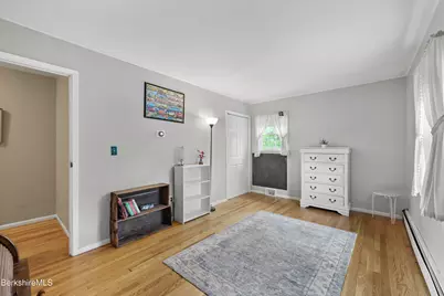 130 Franklin St, North Adams, MA 01247 - Photo 40
