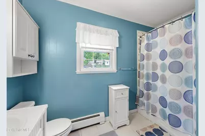 130 Franklin St, North Adams, MA 01247 - Photo 44
