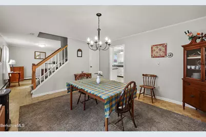 130 Franklin St, North Adams, MA 01247 - Photo 4