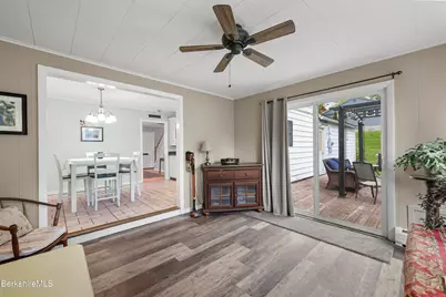 130 Franklin St, North Adams, MA 01247 - Photo 28